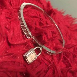 Micheal kors lock bracelet